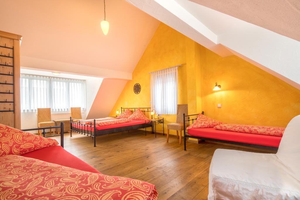 Arndt Hotel Garni Руст Екстер'єр фото